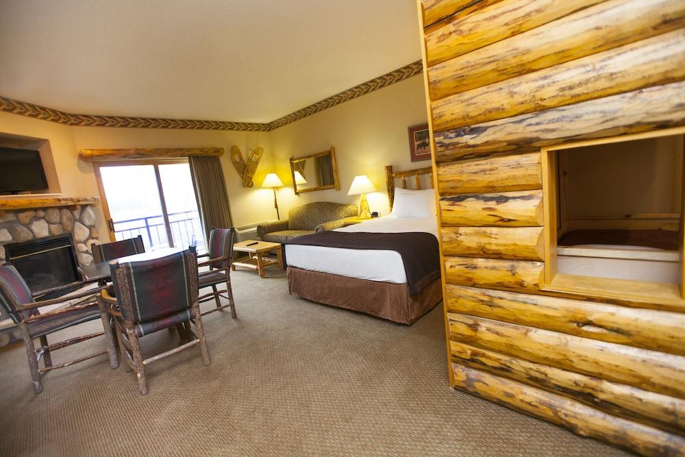 Great Wolf Lodge Traverse City Exterior photo