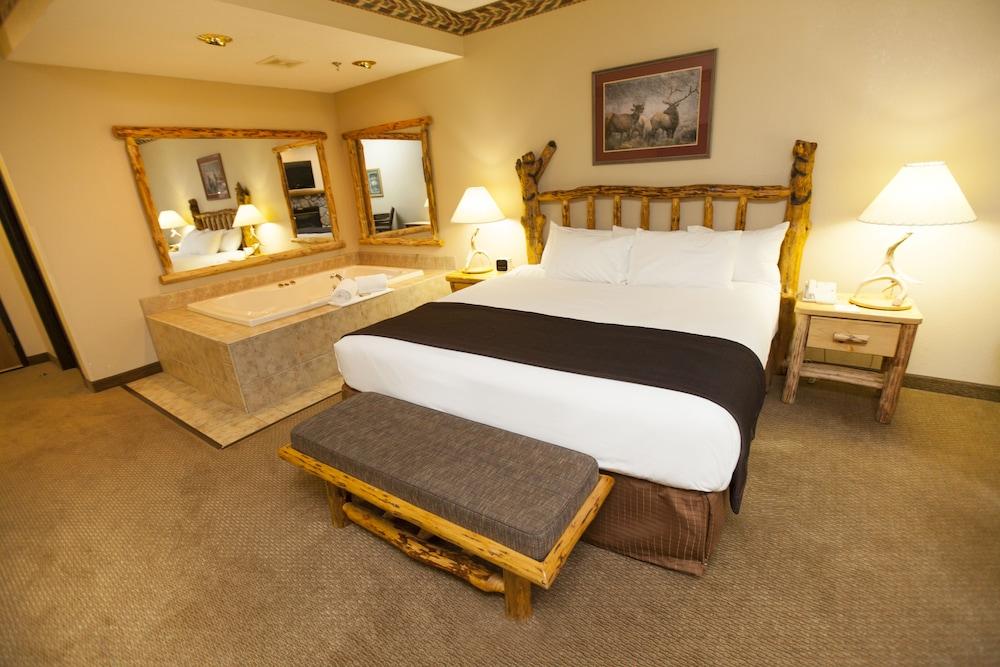 Great Wolf Lodge Traverse City Exterior photo