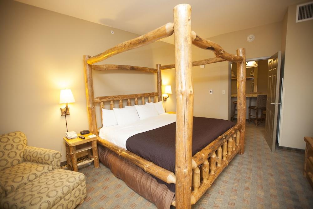Great Wolf Lodge Traverse City Exterior photo